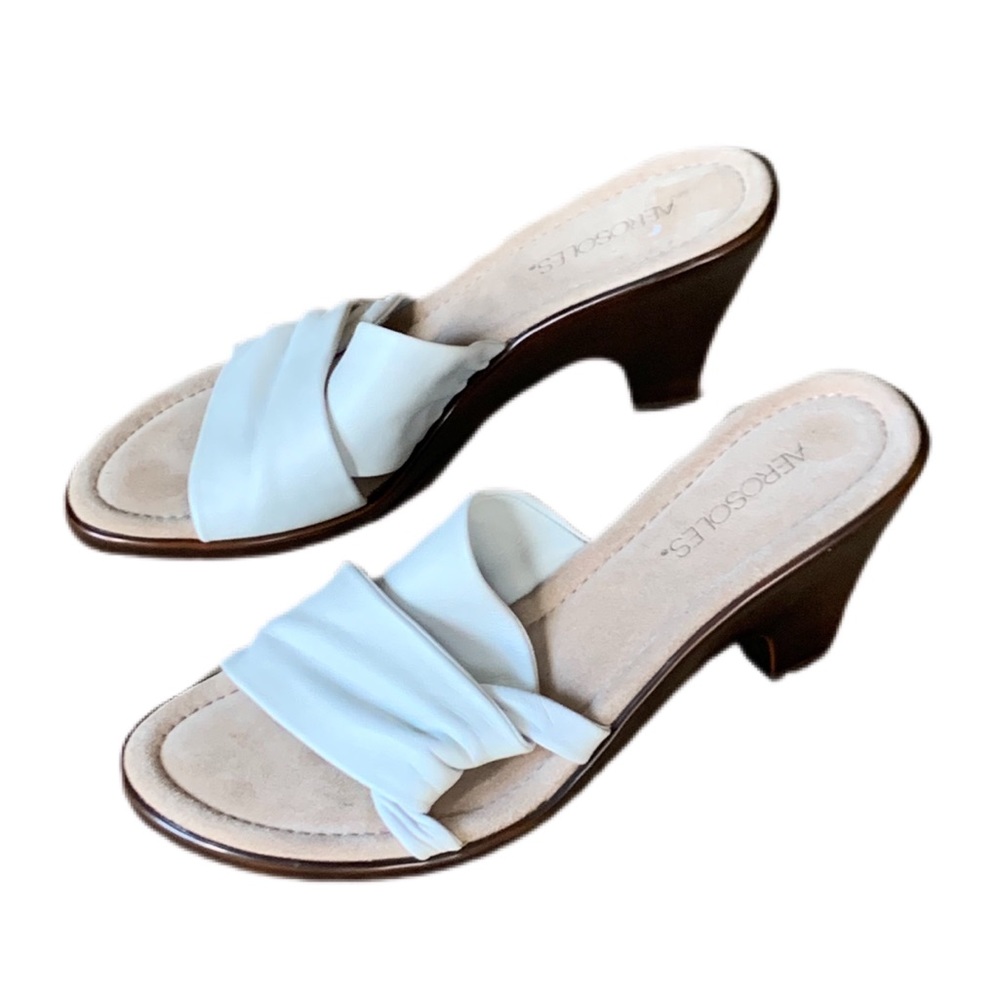 leather minimalist sandals size 9 B